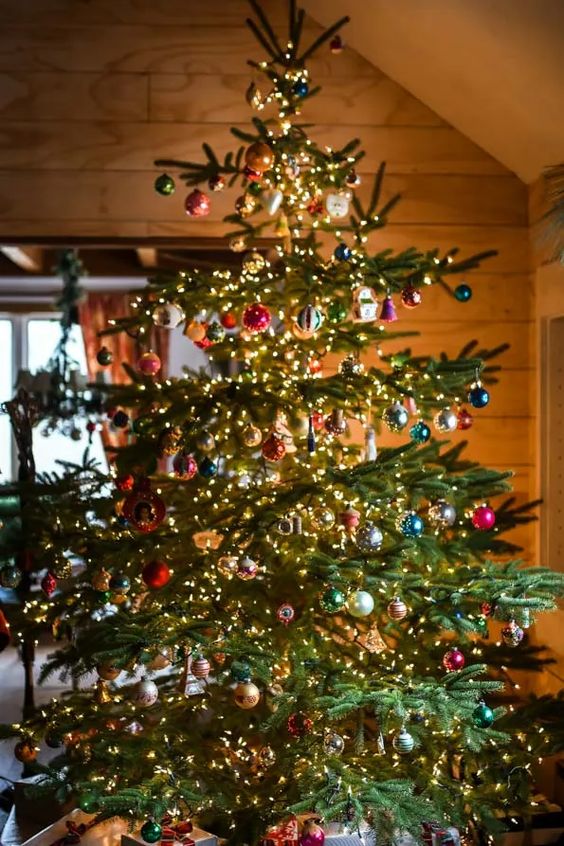 A beautifully decorated Christmas tree