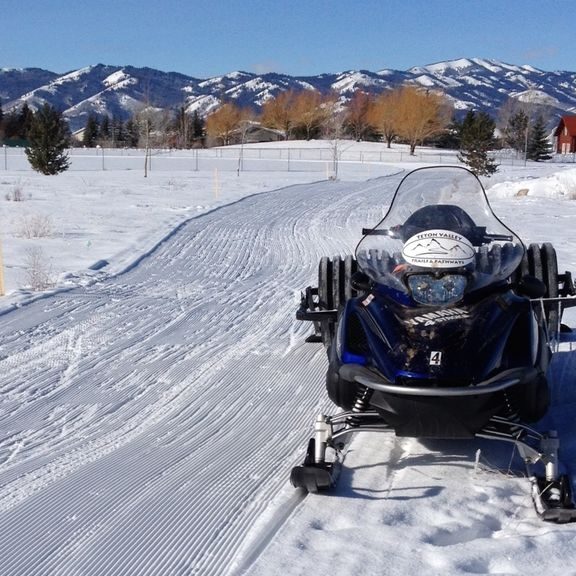 photo of TVTAP snowmachine and groomed track in Sherman Park