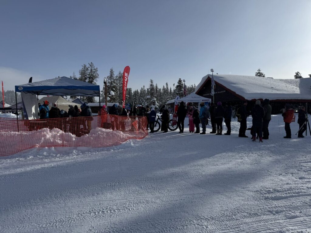 photo of registration at free ski annual event